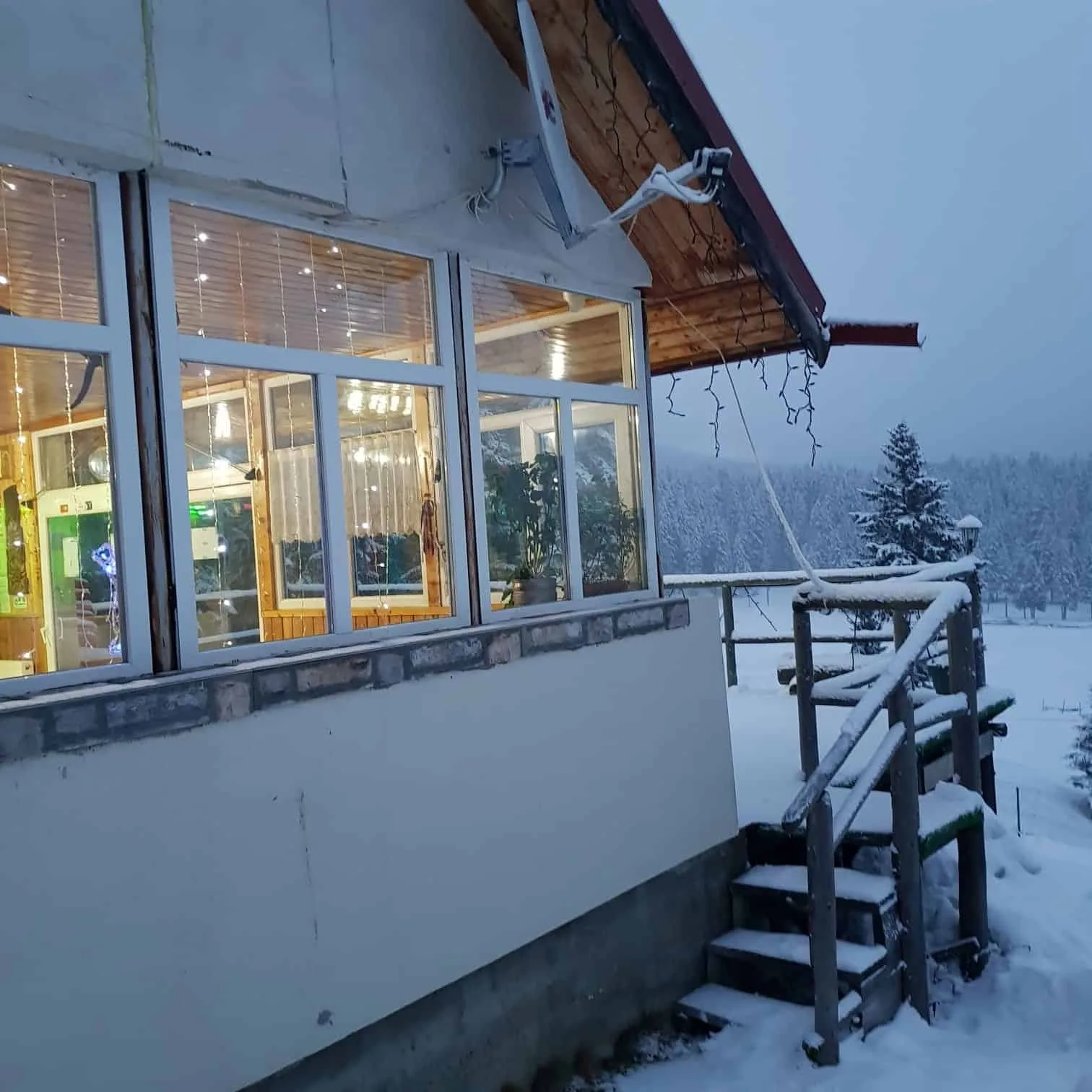 Cabana Belvedere din Padina Pestera