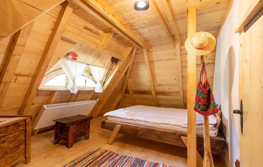 Casa Bunicilor din Apuseni