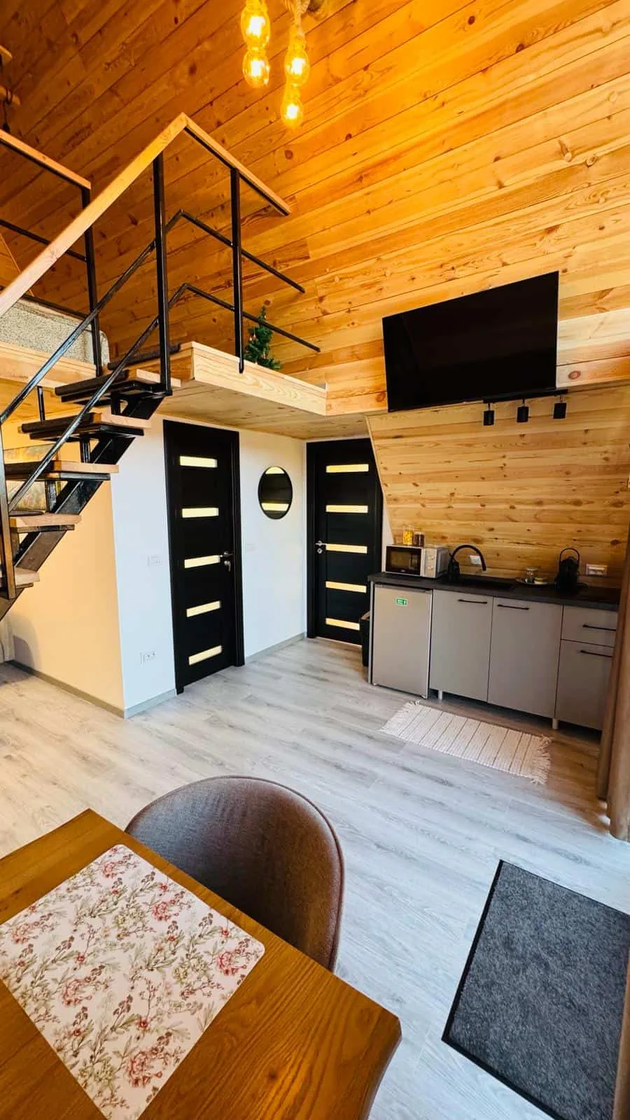 IezerVenture Cabins – Pattaya