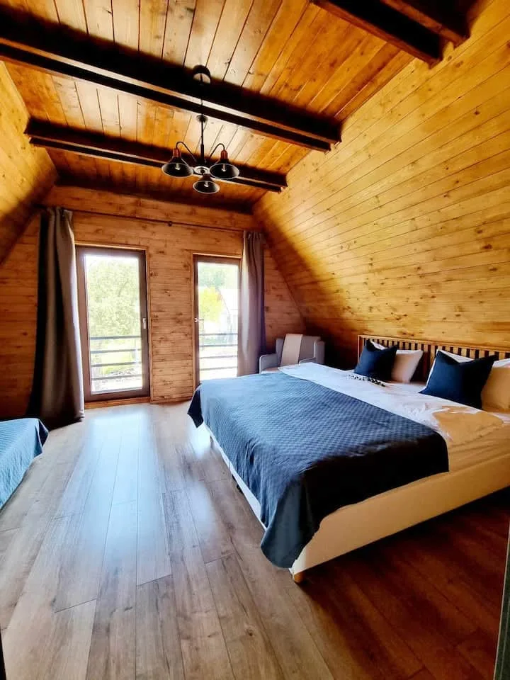 Twin Cabins